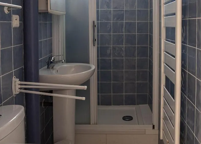 T2 Au Lavandou Pour 4, Proche - Fr-1-803-14 Lägenhet